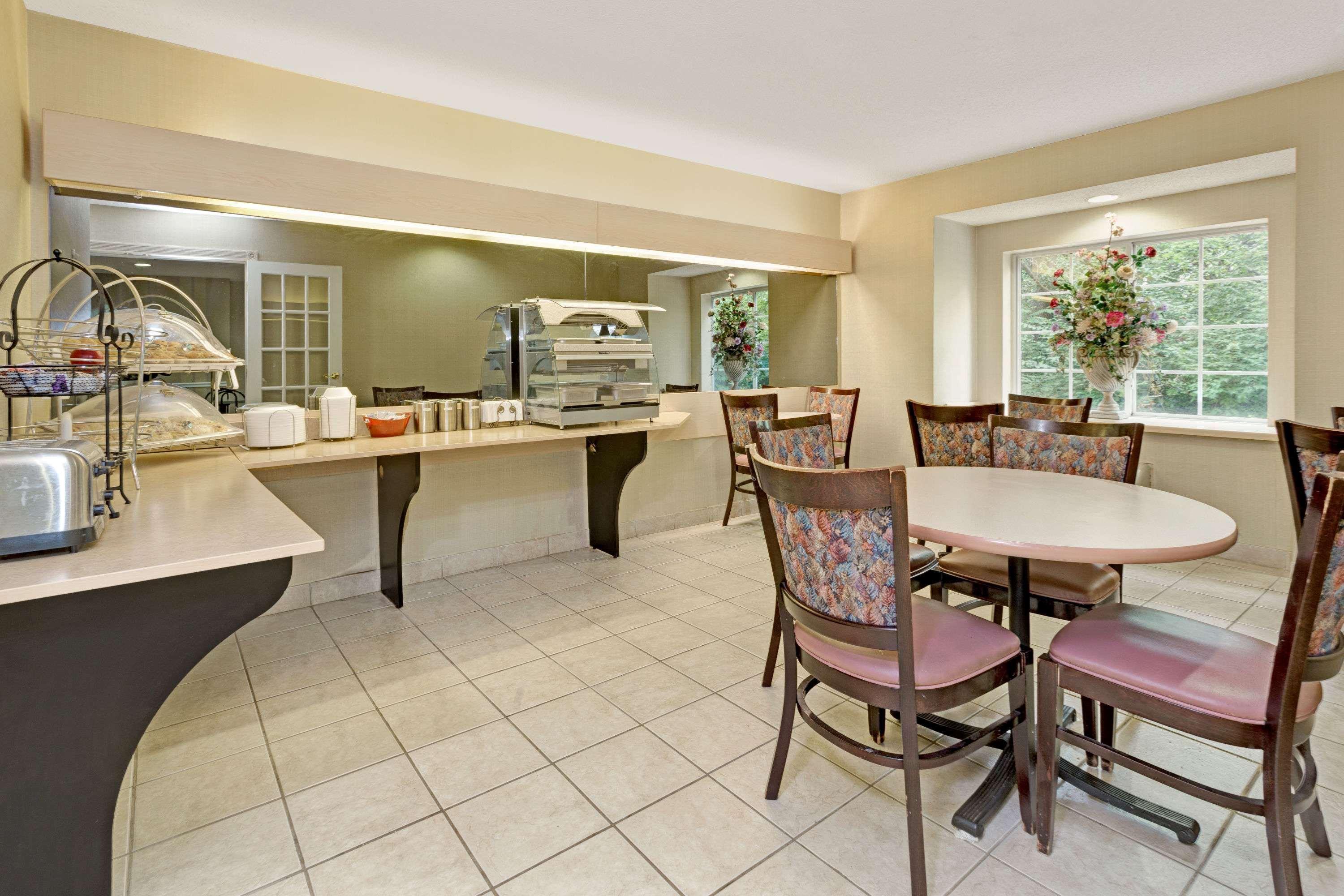 Microtel Inn & Suites By Wyndham Florence/Cincinnati Airpo Exteriör bild